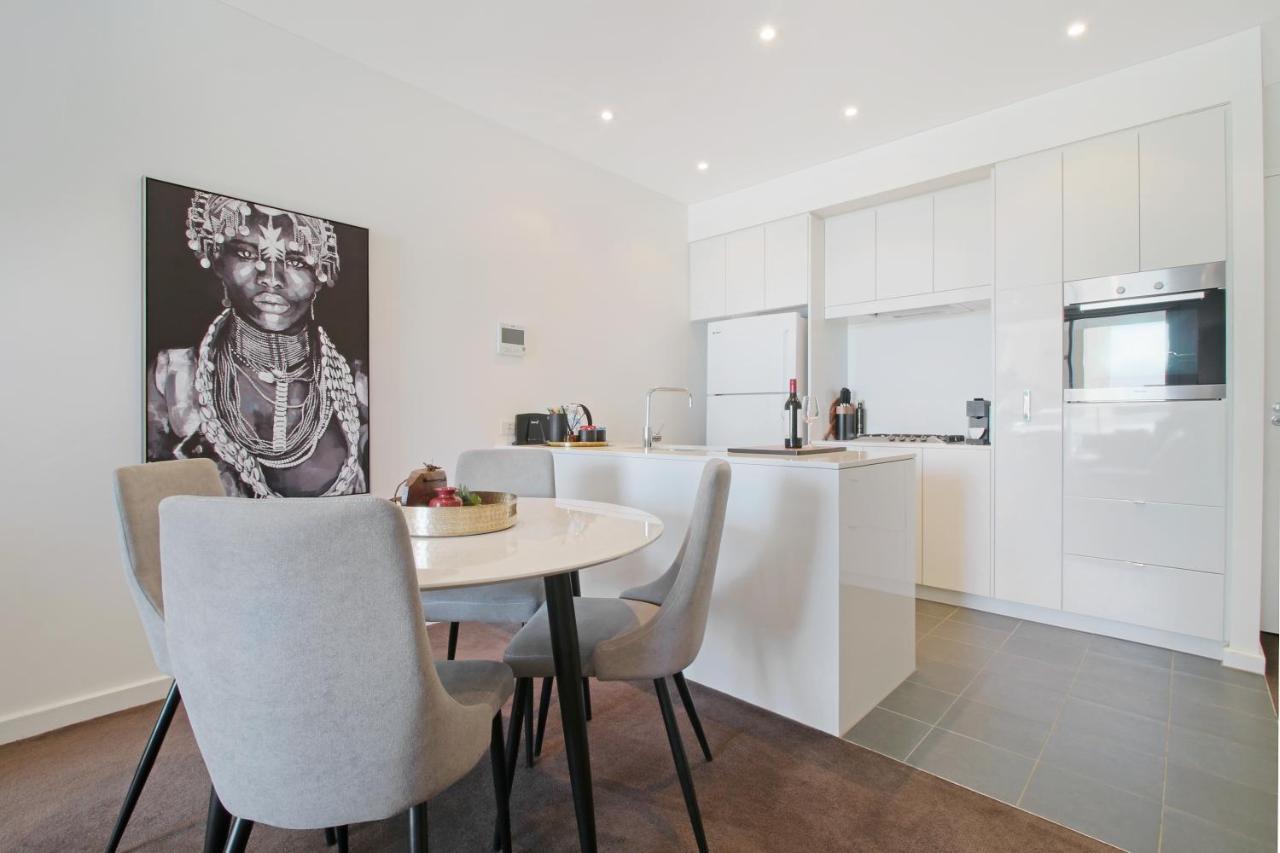 Lux 2Br Apt On Hindmarsh Sq-Pool-Gym-Sauna-Parking Adelaide Esterno foto
