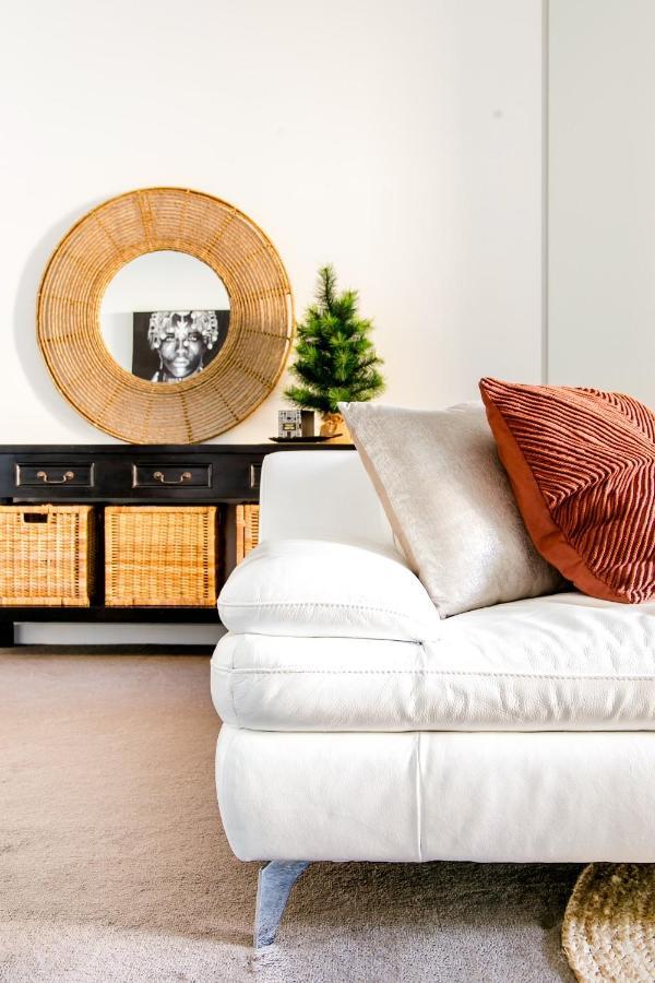 Lux 2Br Apt On Hindmarsh Sq-Pool-Gym-Sauna-Parking Adelaide Esterno foto