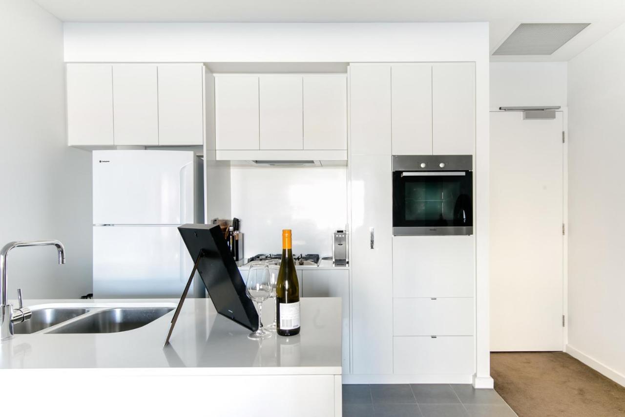 Lux 2Br Apt On Hindmarsh Sq-Pool-Gym-Sauna-Parking Adelaide Esterno foto